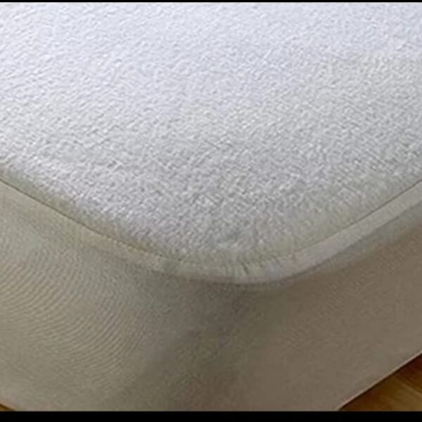 Aldora White Mattress Protector - 200cm